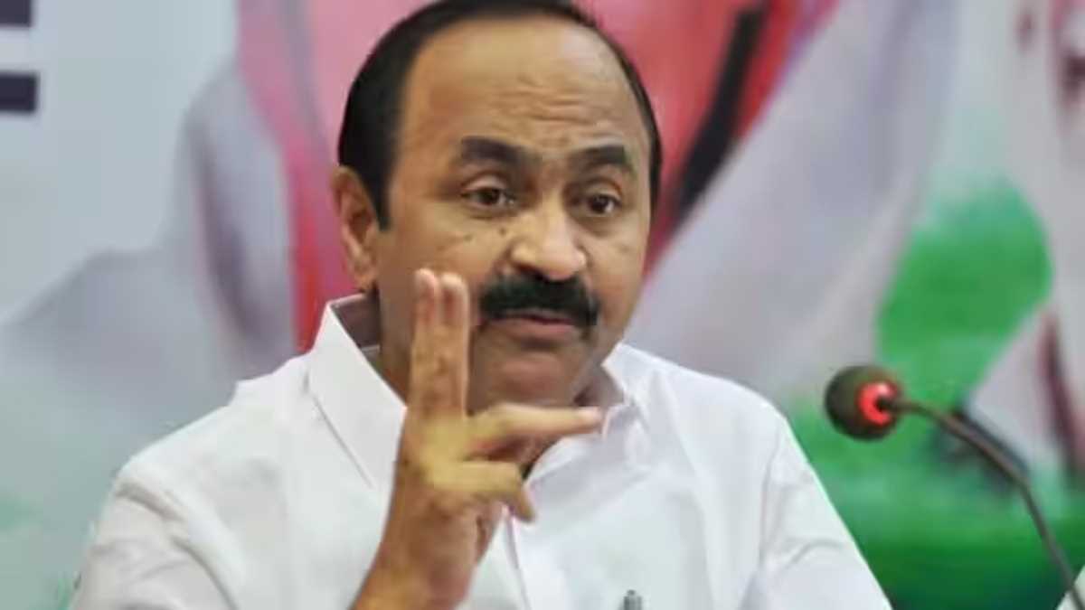 यूक्रेन में फंसे केरल के लोगों को वापस लाए केंद्र : सतीसन